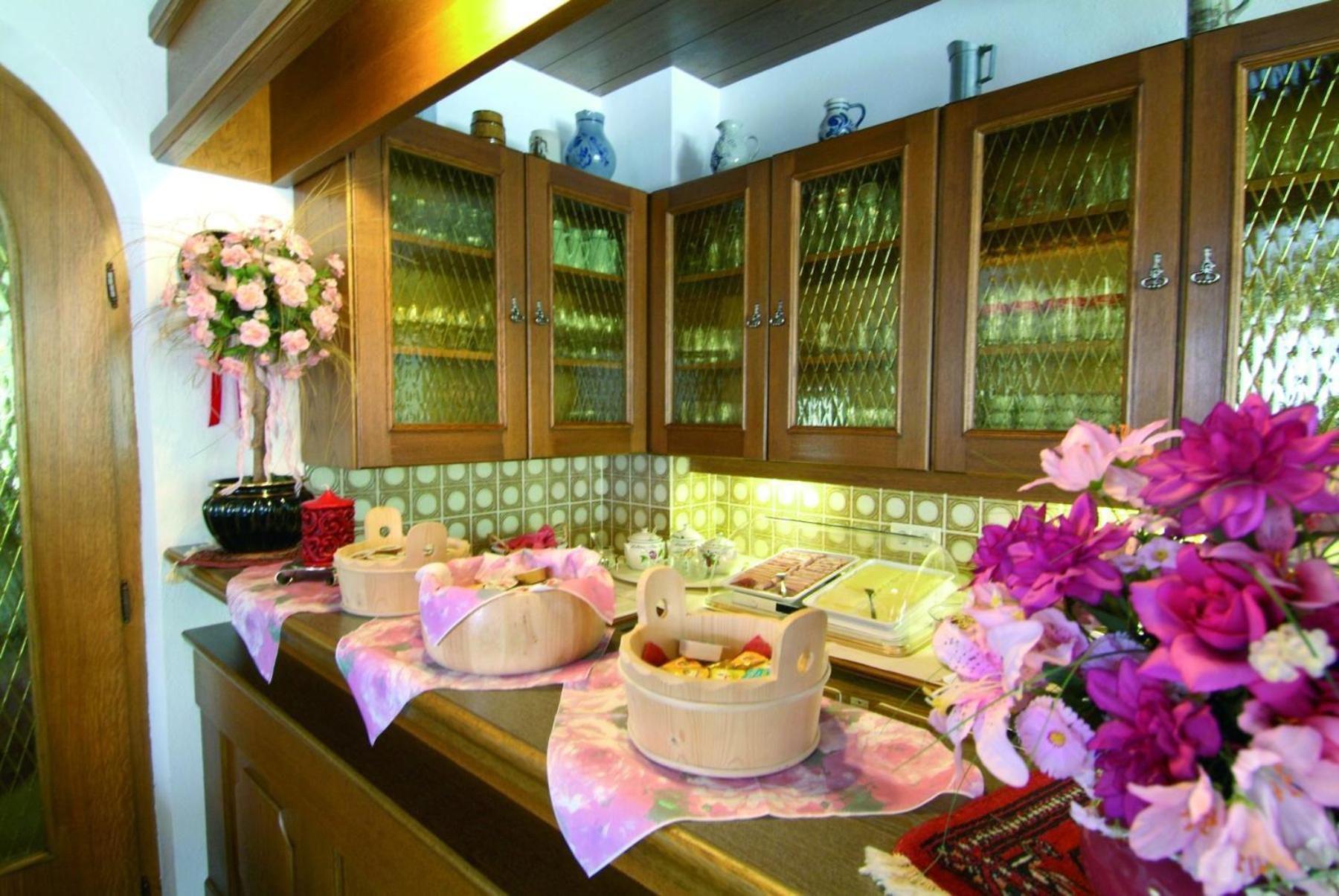 Hotel Garni Val-Sinestra Ischgl Bagian luar foto
